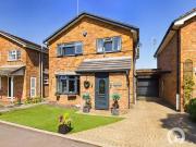 4 Bedroom Link Detached House For Sale In Crewe, Cheshire