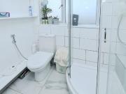 4 bedroom link detached house for sale in Norman Drive,...