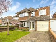 4 Bedroom Link Detached House For Sale In North Oxford