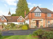 4 Bedroom Link Detached House For Sale In Sevenoaks