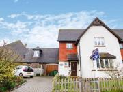 4 bedroom link detached house for sale in Tile Kiln...