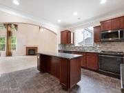 4 bedroom, Louisville KY 40291 LS92766072