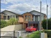 4 Bedroom luxurious house for rent in Minto