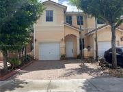 3 bedroom luxury Townhouse for rent in Miami, United States