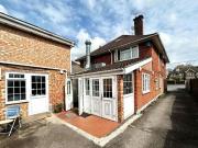4 Bedroom Maisonette For Rent In Wokingham, Berkshire