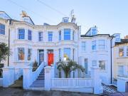 4 bedroom maisonette for sale