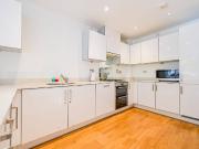4 bedroom maisonette to rent