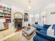 4 bedroom maisonette to rent