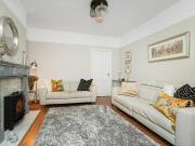 4 bedroom maisonette to rent