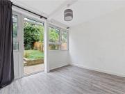 4 bedroom maisonette to rent