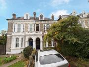 4 bedroom maisonette to rent