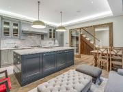 4 bedroom mews for sale