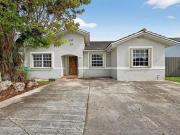 4 bedroom, Miami FL 33177 96476714
