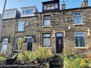 4 bedroom mid terraced house Let Agreed in Bradford