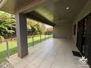 4 BEDROOM NON FURNISHED HOUSE