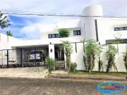 4 Bedroom Overlooking House For Sale in Alta Vista Pardo...