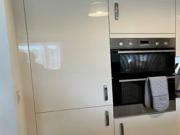 4 bedroom private hall to rent