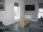 4 bedroom private hall to rent