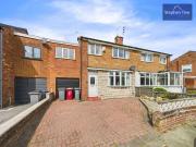 4 Bedroom Property