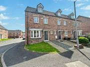 4 bedroom property for rent in Anderby Walk,...