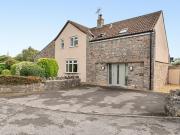 4 bedroom property for sale