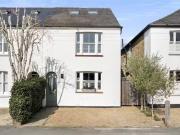 4 bedroom property for sale in Hogshill Lane, Cobham,...