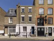 4 bedroom property for sale in Old Church Street,...