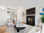 4 bedroom property in Chalcot Crescent, Primrose Hill,...