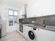4 bedroom property in Colston Road, East Sheen, London,...