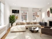 4 bedroom property in Hertford Street, London, W1J...