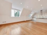 4 bedroom property in Lyndhurst Road, London, NW3 £9,250...