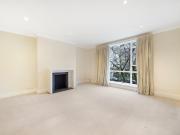 4 bedroom property in Northwick Terrace, St John's...