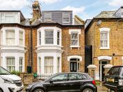 4 bedroom property in Upham Park Road, London, W4 £6,000...