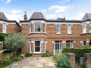 4 bedroom property to let in Rylett Road, Wendell Park,...