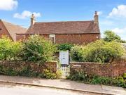 4 bedroom property to let in The Street, Brightling,...