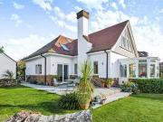 4 bedroom property to let in Tranmere Close, Lymington,...