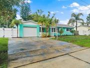 4 bedroom, Saint Petersburg FL 33708 93742950