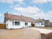 4 Bedroom Semi detached Bungalow For Sale In Horsham