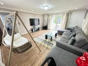 4 bedroom semi detached bungalow to rent