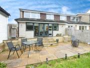 4 Bedroom Semi Detached House