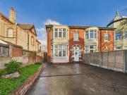 4 Bedroom Semi Detached House