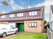 4 Bedroom Semi Detached House