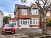 4 Bedroom Semi Detached House