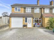 4 Bedroom Semi Detached House
