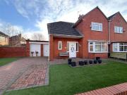 4 Bedroom Semi Detached House