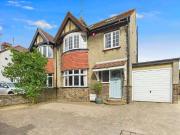 4 Bedroom Semi Detached House