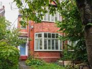 4 Bedroom Semi Detached House