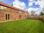 4 Bedroom Semi Detached House