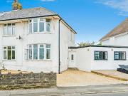 4 Bedroom Semi Detached House 4 Bedroom Semi Detached House