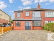 4 Bedroom Semi Detached House